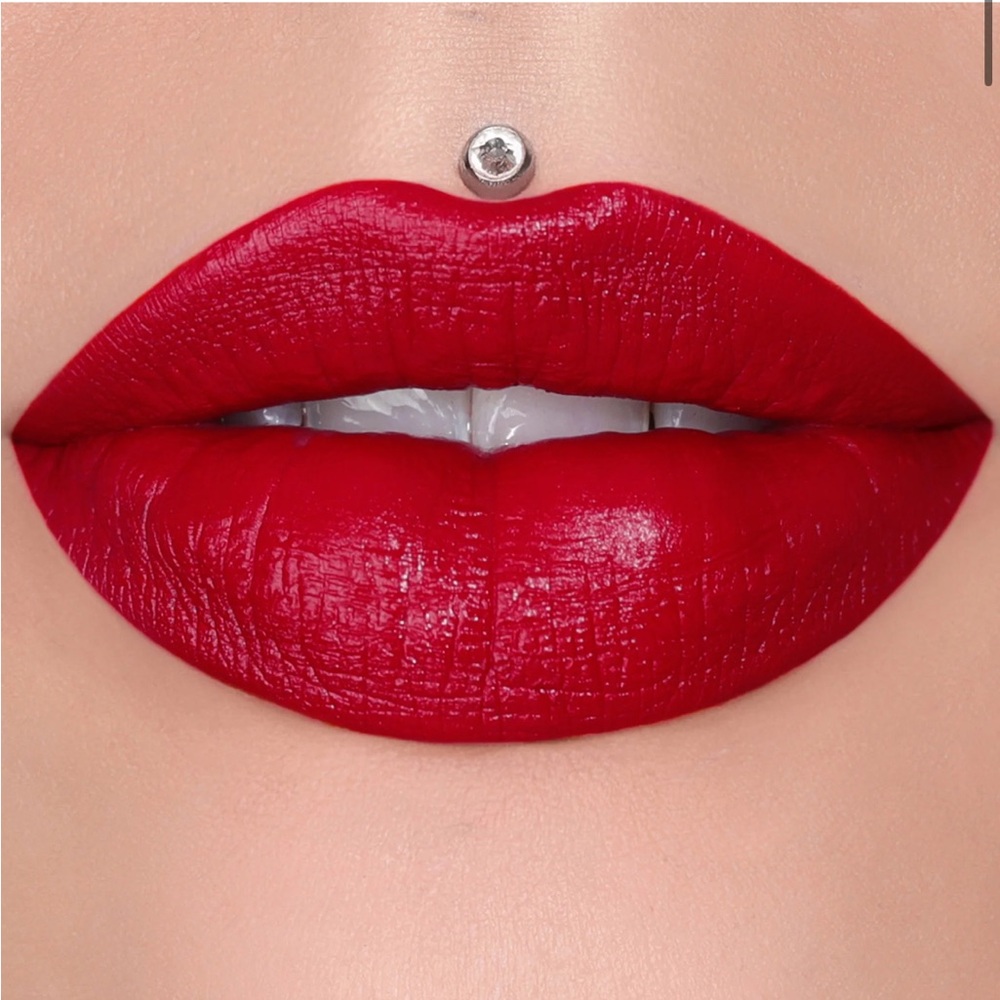 Jeffree Star Velvet Trap RedRum - Picture 1 of 1